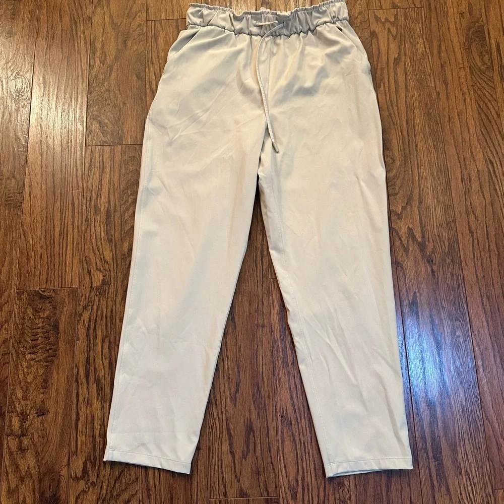 Lululemon Athletica Cream Track Pants High-Waisted Relaxed Fit